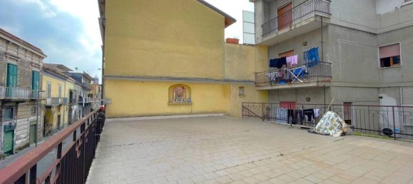 Casa de 9 divisões em Giugliano in Campania, Italy N.º 27060 23