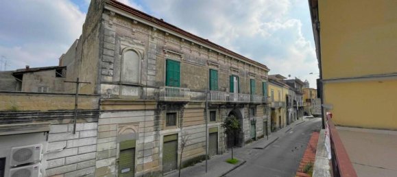 Casa de 9 divisões em Giugliano in Campania, Italy N.º 27060 34
