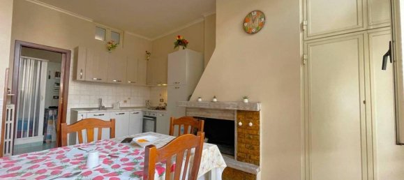 Casa de 9 divisões em Giugliano in Campania, Italy N.º 27060 11