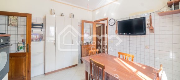 4 rooms House in Reggio Emilia, Italy No. 87569 8