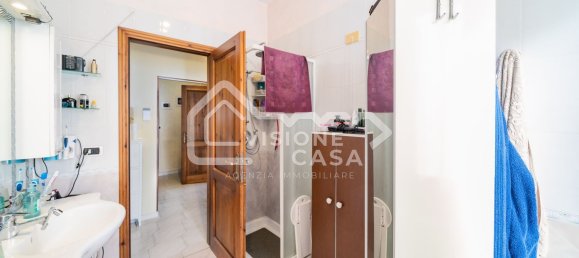 4 rooms House in Reggio Emilia, Italy No. 87569 35