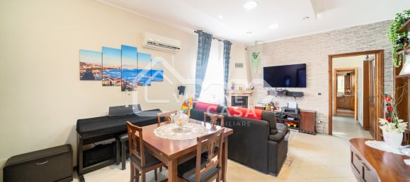 4 rooms House in Reggio Emilia, Italy No. 87569 3