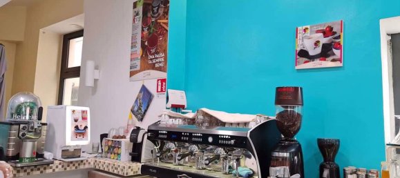 2 rooms Commercial property in Monza, Italy No. 340974 3