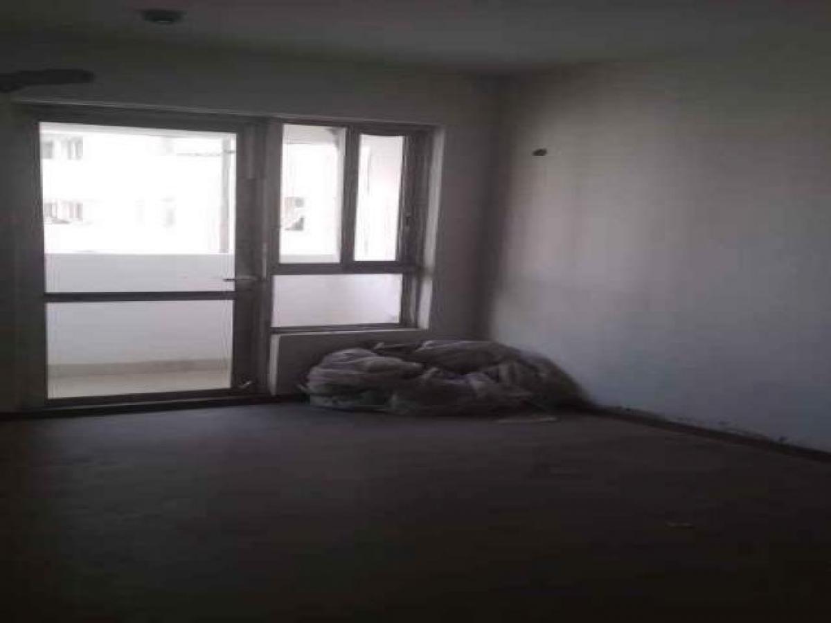 3 bedrooms House in Noida, India No. 24178