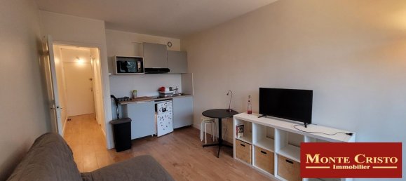 Studio in Yvelines, France No. 165409 2