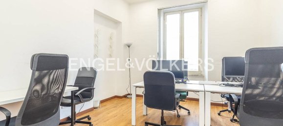 7 bedrooms Apartment in Rome, Italy No. 58716 10