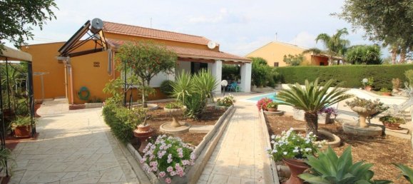 5 غرف نوم فيلا في Ragusa, Italy رقم 360795 17