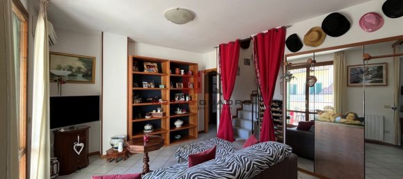 3 bedrooms Duplex in Faenza, Italy No. 322762 10