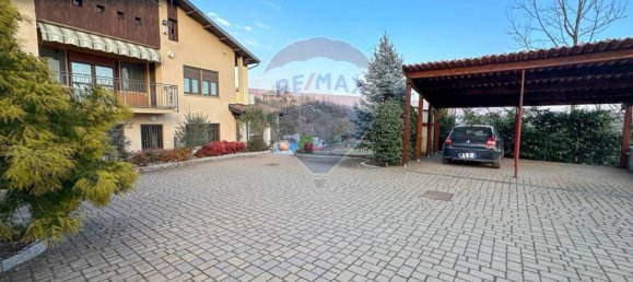 Villa de 4 dormitorios en Chiaverano, Italy No. 116138 4