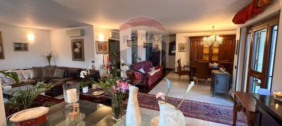 Villa de 4 dormitorios en Chiaverano, Italy No. 116138 9