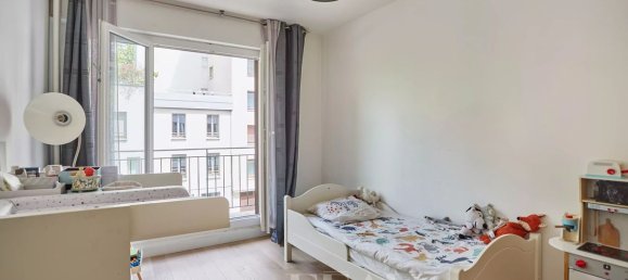 2 bedrooms Apartment in Paris, France No. 187099 11