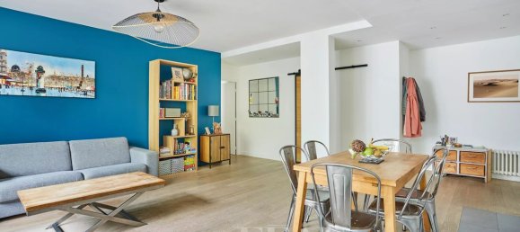 2 bedrooms Apartment in Paris, France No. 187099 15