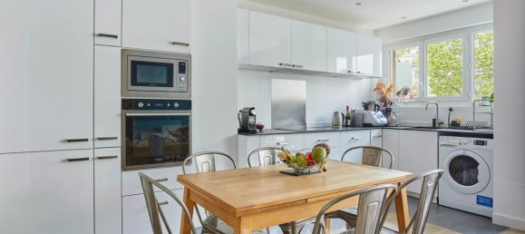 2 bedrooms Apartment in Paris, France No. 187099 8