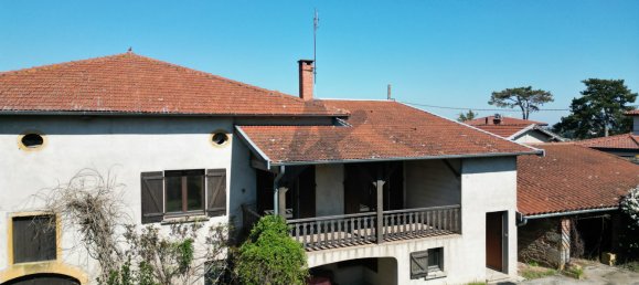 2 bedrooms House in Lentilly, France No. 202973 2