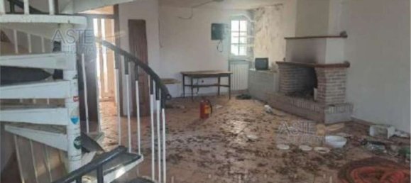 Квартира с 5 комнатами в Монтенеродомо, Италия № 180663 3