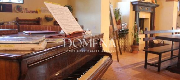 Casa de 20 divisões em Monteroni d'Arbia, Italy N.º 195917 19