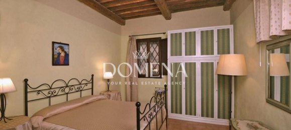 Casa de 20 divisões em Monteroni d'Arbia, Italy N.º 195917 33