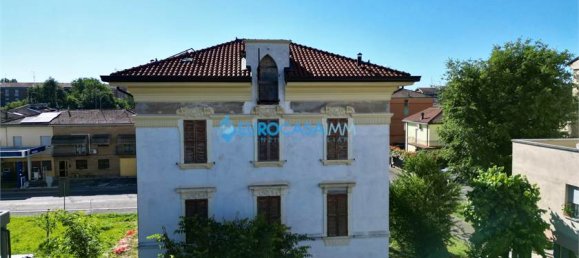 6 bedrooms House in Carpi, Italy No. 61243 31