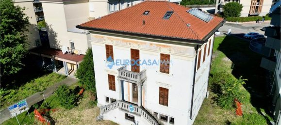 6 bedrooms House in Carpi, Italy No. 61243 35