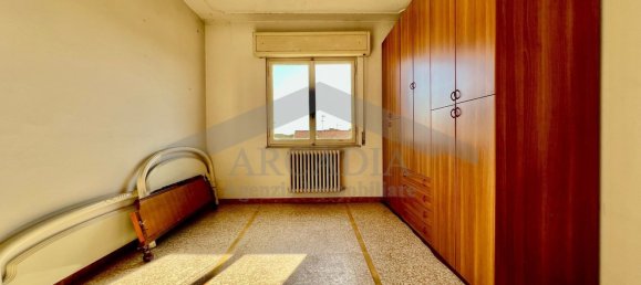 Apartamento de 4 divisões em Castelfranco di Sotto, Italy N.º 261087 24