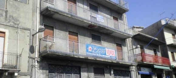 Здание 700м² в Патерно, Италия № 261197 2