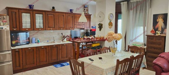 2 bedrooms Apartment in Palermo, Italy No. 103535 4