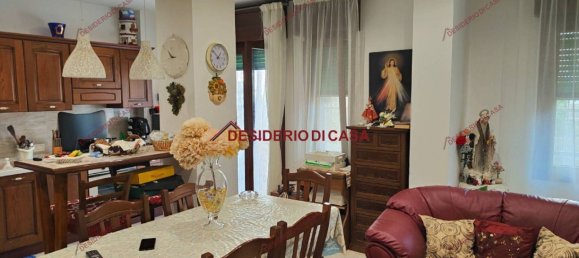 2 bedrooms Apartment in Palermo, Italy No. 103535 3