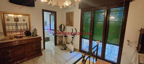 2 bedrooms Apartment in Palermo, Italy No. 103535 9