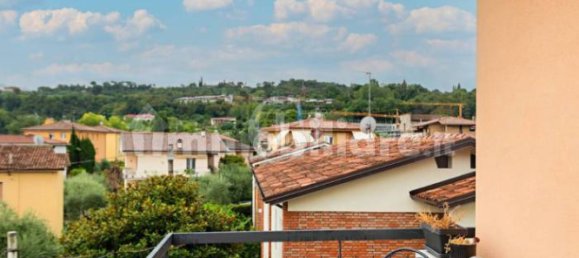 2 Schlafzimmer Wohnung in Salò, Italy, Nr. 303041 10