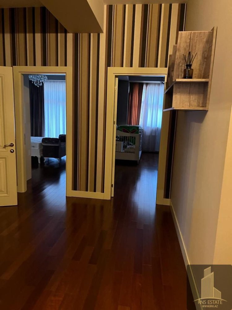 3 bedrooms Apartment in Khatay, Azerbaijan No. 1475