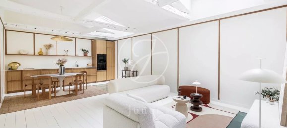 Dúplex de 3 dormitorios en Paris, France No. 151823 2