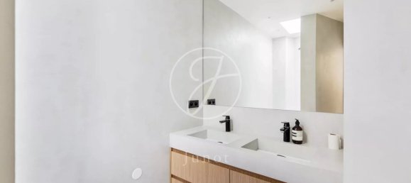 Dúplex de 3 dormitorios en Paris, France No. 151823 10