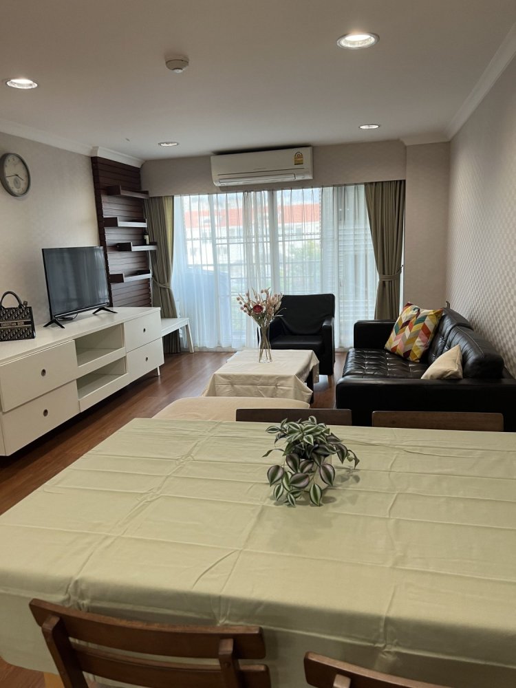 Кондоминиум  с 2 спальнями в Ваттхана, Таиланд № 68209