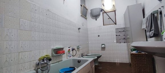 5 bedrooms Apartment in San Sebastiano al Vesuvio, Italy No. 327733 10