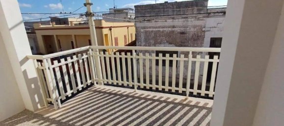 Villa de 5 habitaciónes en Castrignano del Capo, Italy No. 7033 22