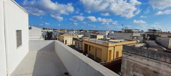 Villa de 5 habitaciónes en Castrignano del Capo, Italy No. 7033 27