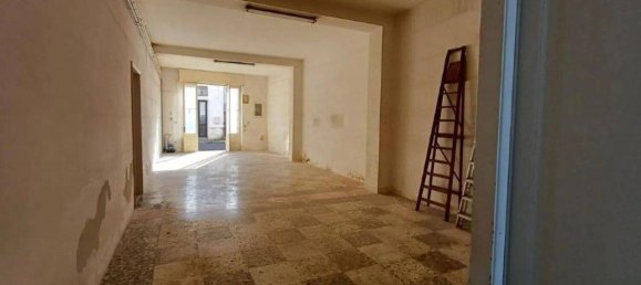 Villa de 5 habitaciónes en Castrignano del Capo, Italy No. 7033 3