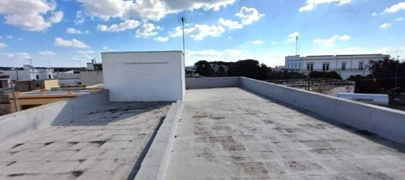 Villa de 5 habitaciónes en Castrignano del Capo, Italy No. 7033 26