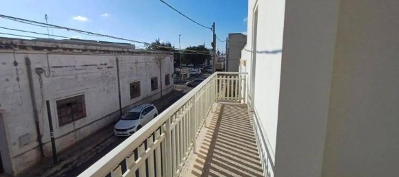 Villa de 5 habitaciónes en Castrignano del Capo, Italy No. 7033 24