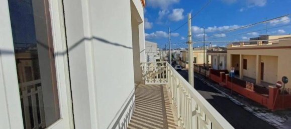 Villa de 5 habitaciónes en Castrignano del Capo, Italy No. 7033 23