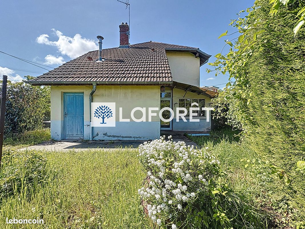 3 bedrooms House in Ain, France No. 343297