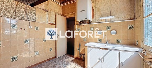 3 bedrooms House in Ain, France No. 343297 9