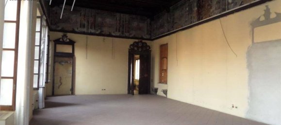 4 rooms Office in Piacenza, Italy No. 130635 2