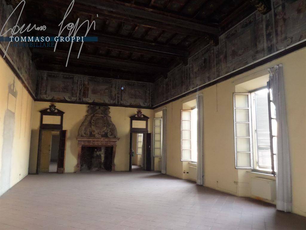 4 rooms Office in Piacenza, Italy No. 130635