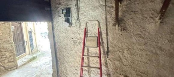  مرآب في Caltanissetta, Italy 99متر مربع رقم 137570 5