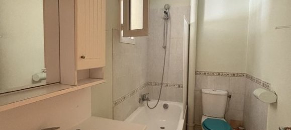 Studio in Orleans, France No. 276763 3