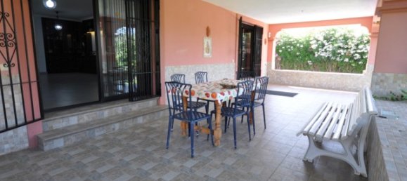 4 bedrooms House in Casares, Spain No. 38728 3