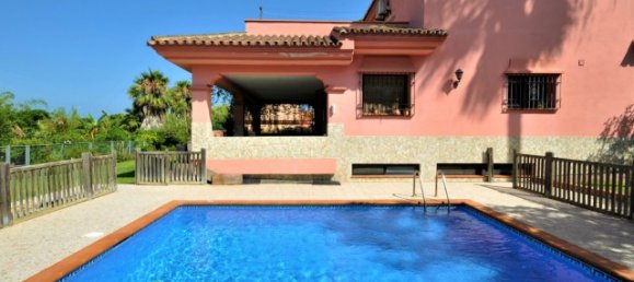 4 bedrooms House in Casares, Spain No. 38728 11