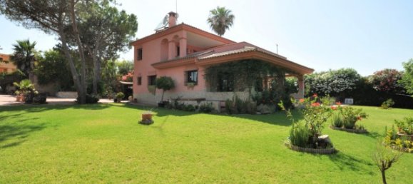 4 bedrooms House in Casares, Spain No. 38728 12