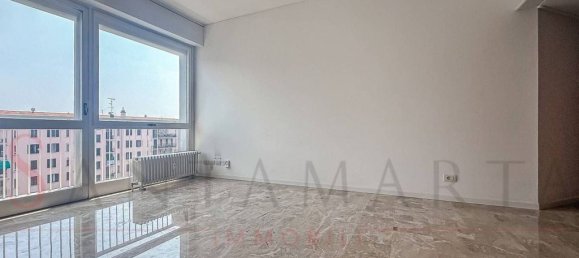 2 Schlafzimmer Wohnung in Milan, Italy, Nr. 310017 2